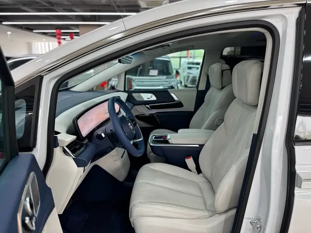 Buick Century 2023 из CN, фото 6