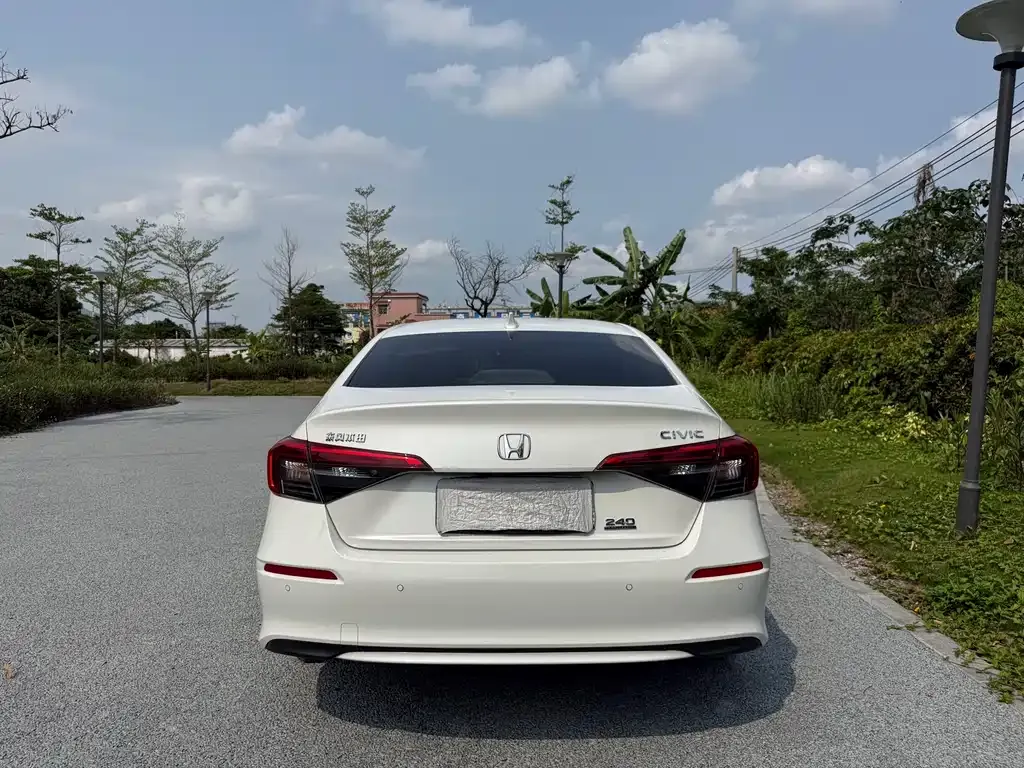 Honda Civic — фото 5