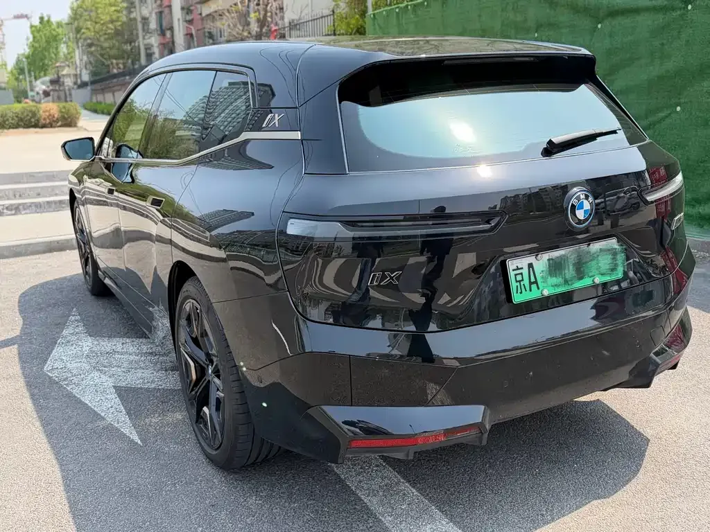BMW iX M60 2022 из CN, фото 6