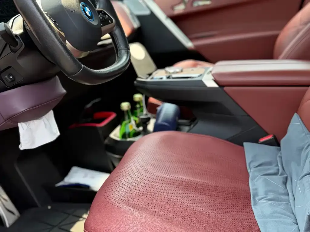 BMW iX M60 2022 из CN, фото 4