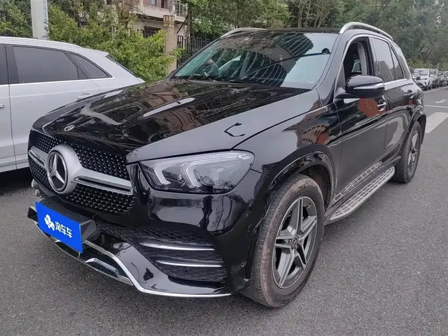 Mercedes-Benz GLE — фото 1