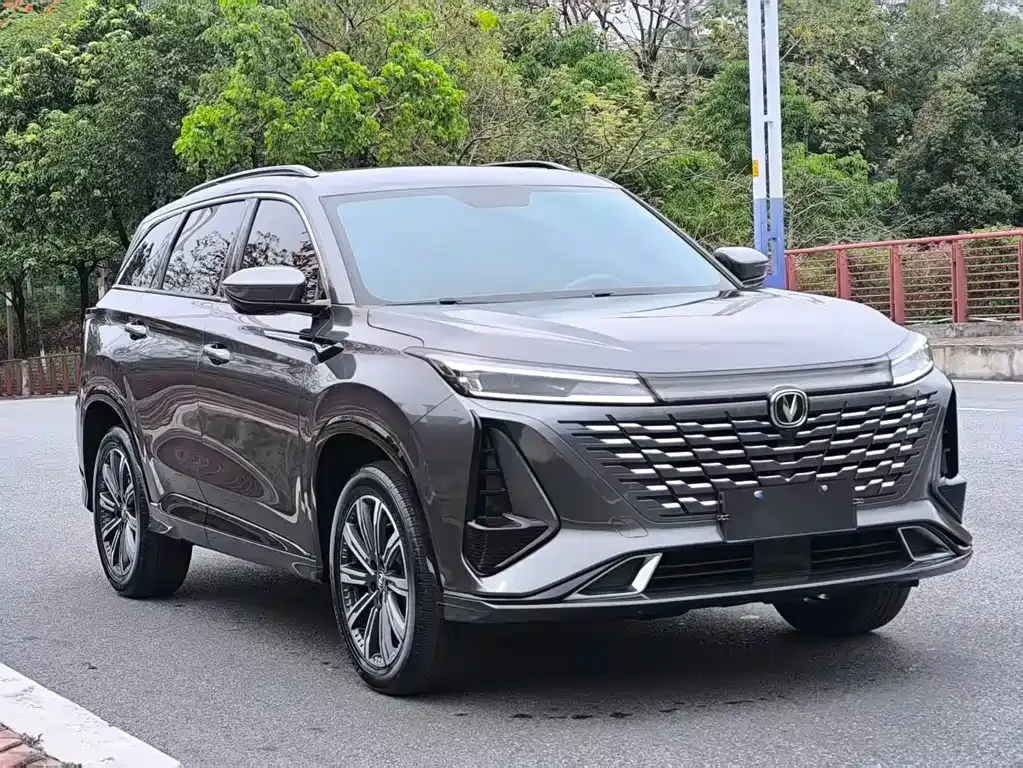 Changan CS75PLUS — фото 4