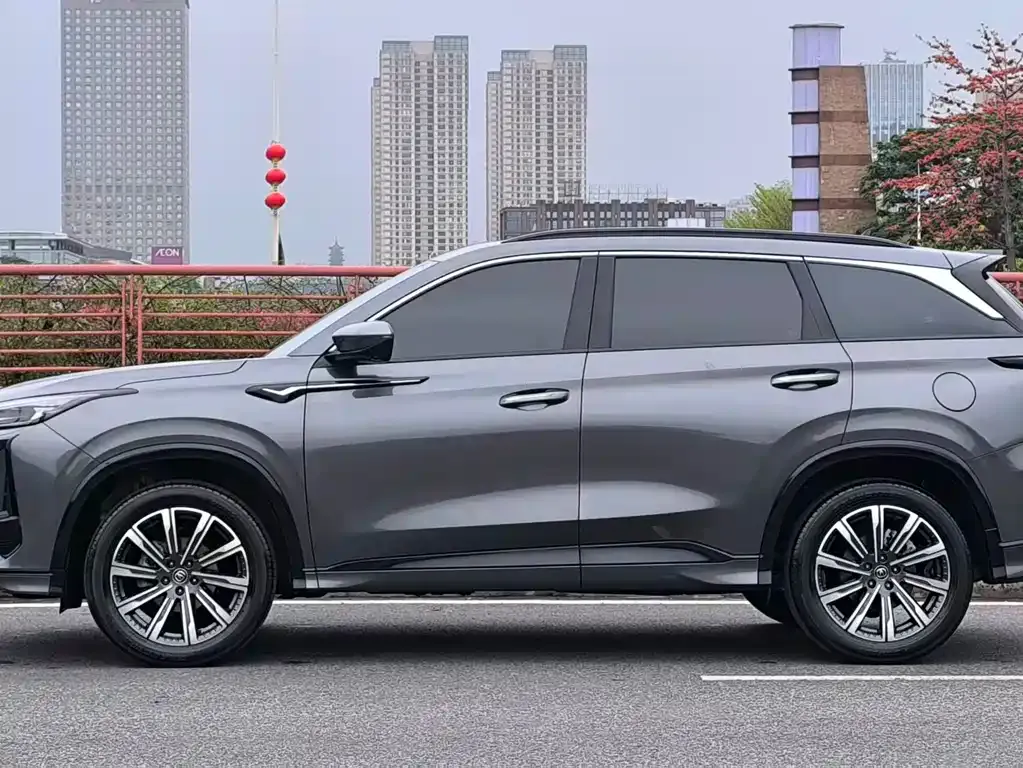 Changan CS75PLUS — фото 10