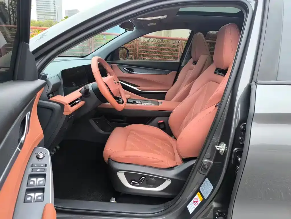 Changan CS75PLUS — фото 2