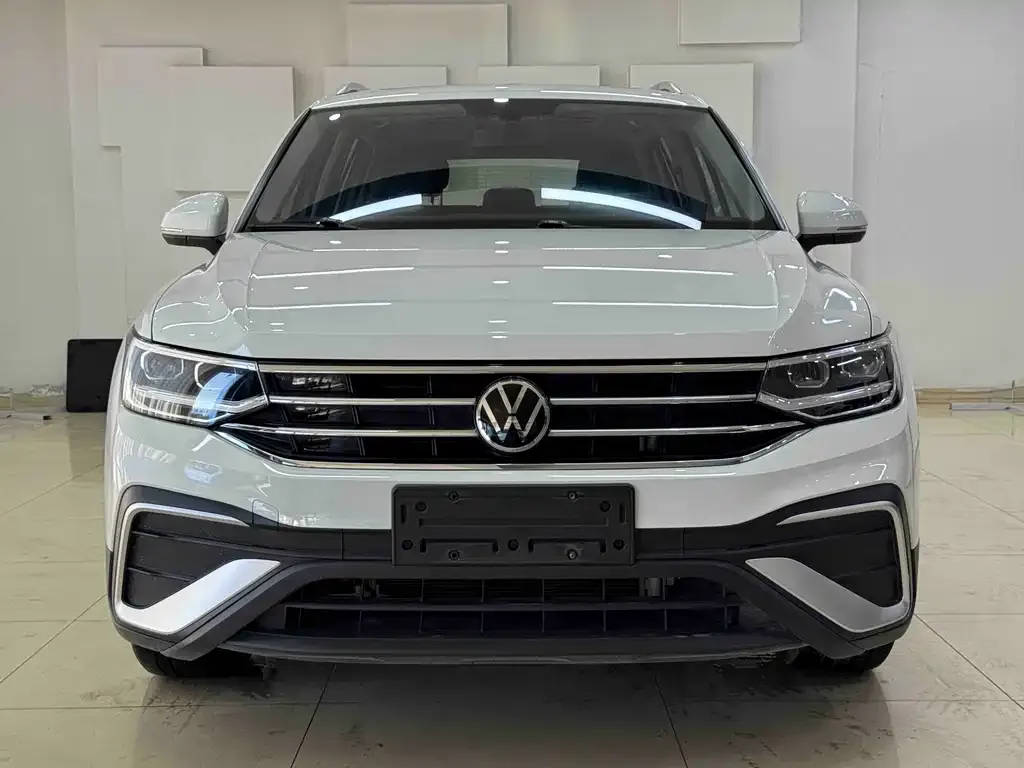 Volkswagen Tiguan L 2022 из CN, фото 8