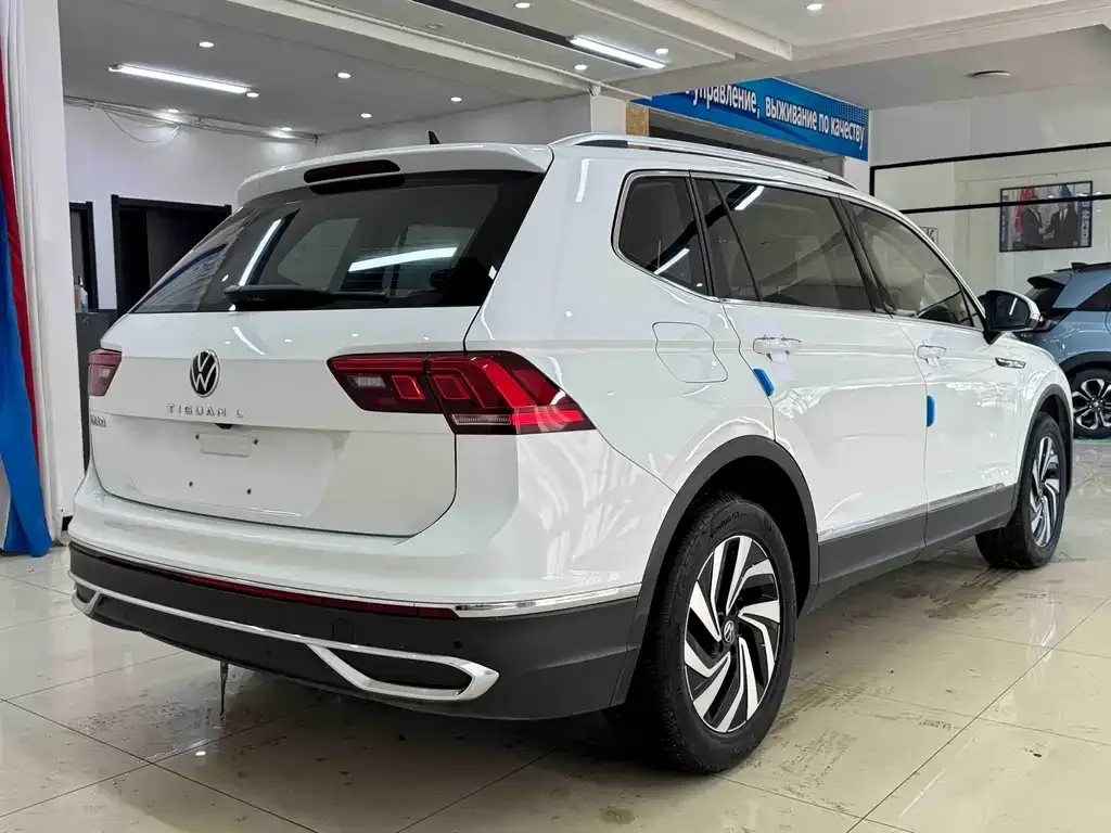 Volkswagen Tiguan L 2022 из CN, фото 4
