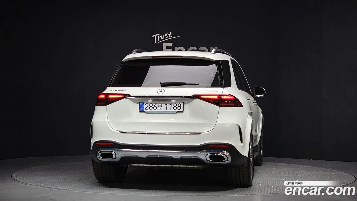 Mercedes-Benz GLE-Class — фото 8