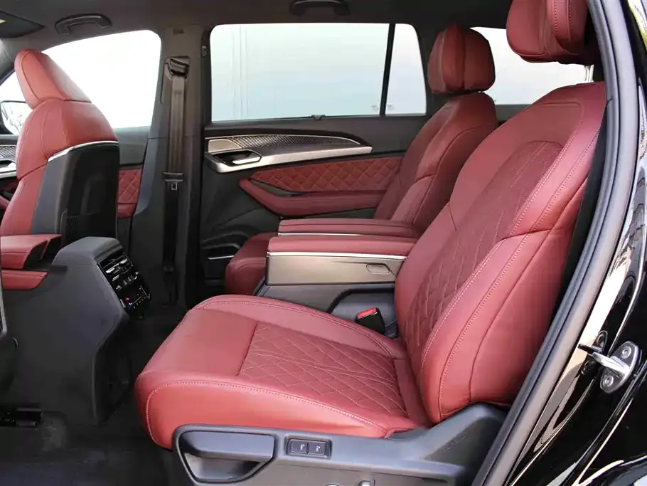 Audi Q6 2025 из CN, фото 4
