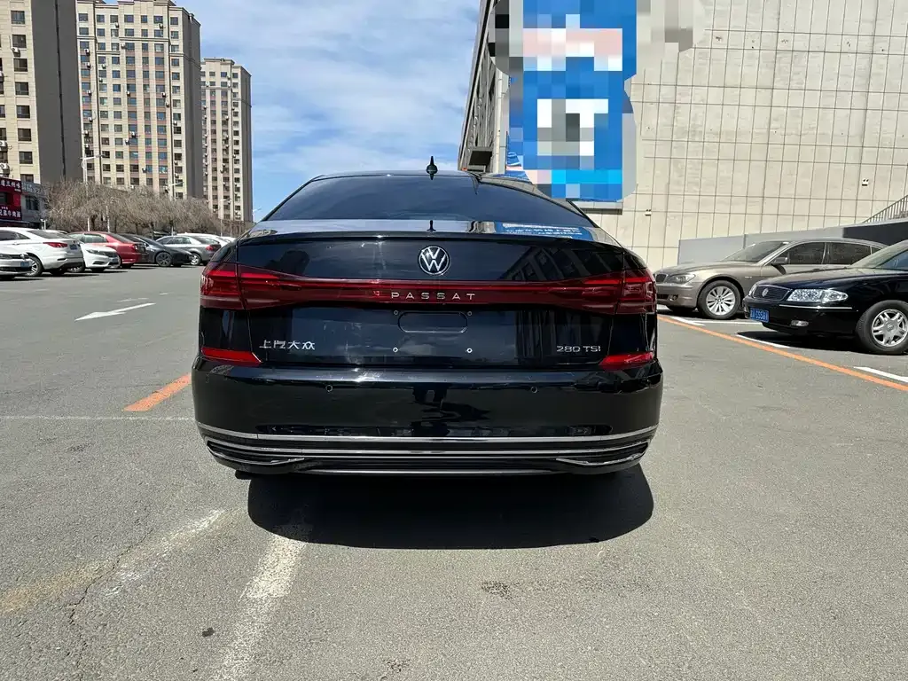 Volkswagen Passat — фото 9