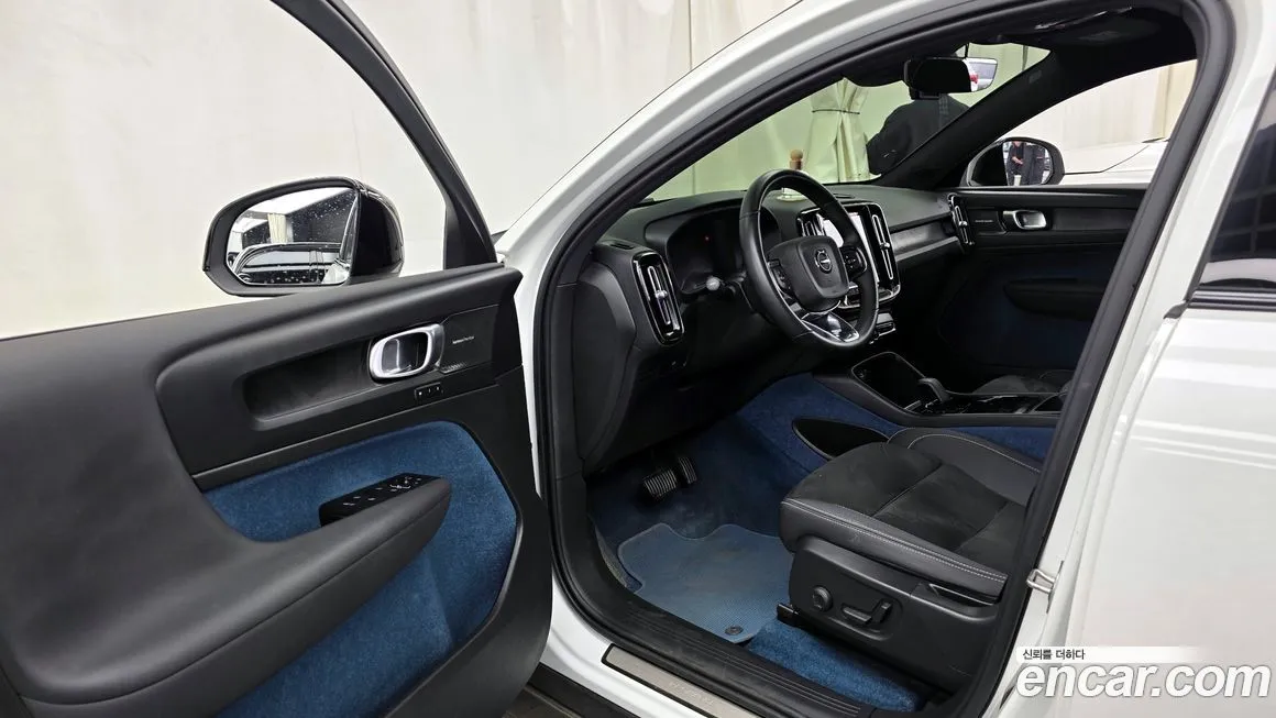 Volvo C40 2023 из KR, фото 9
