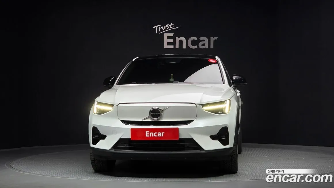 Volvo C40 2023 из KR, фото 3