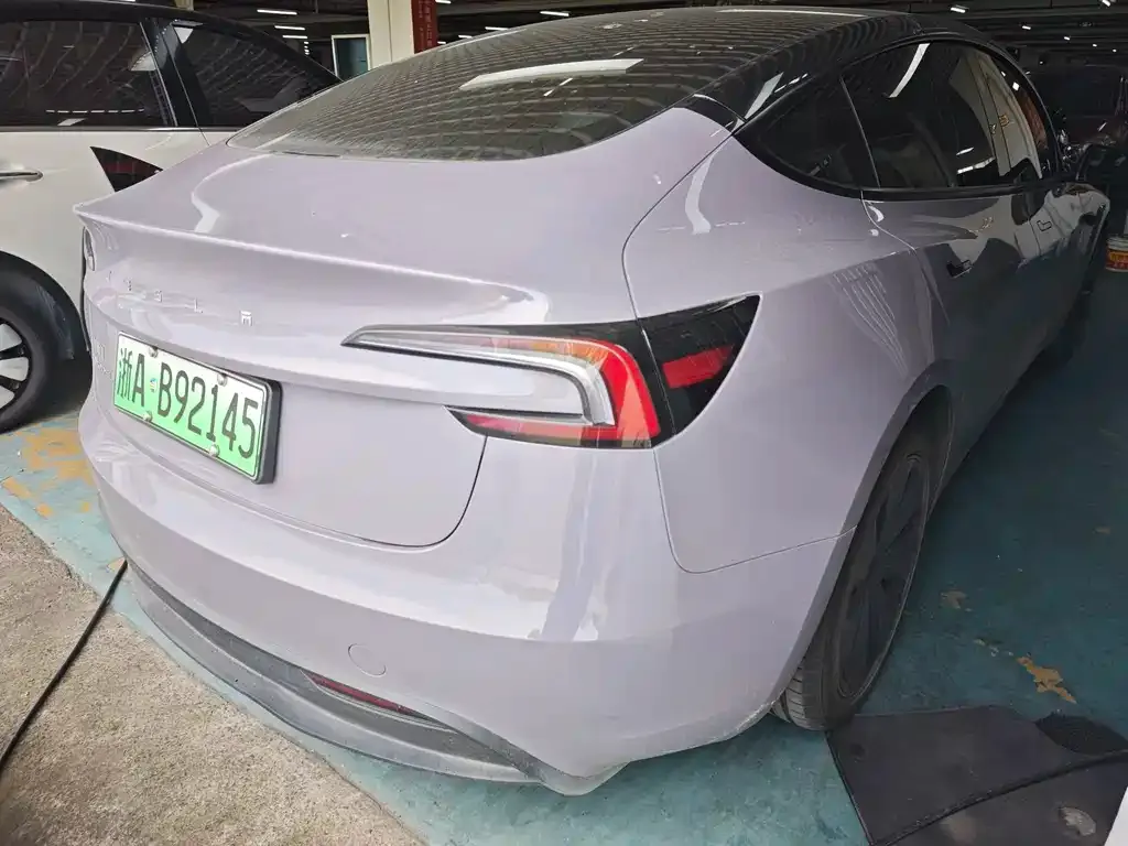 Tesla Model 3 2025 из CN, фото 10
