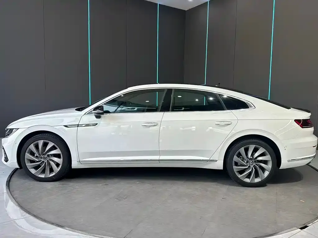Volkswagen CC — фото 2