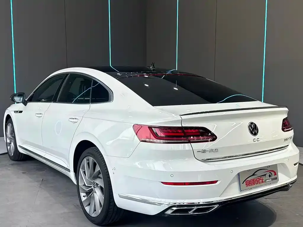 Volkswagen CC — фото 6