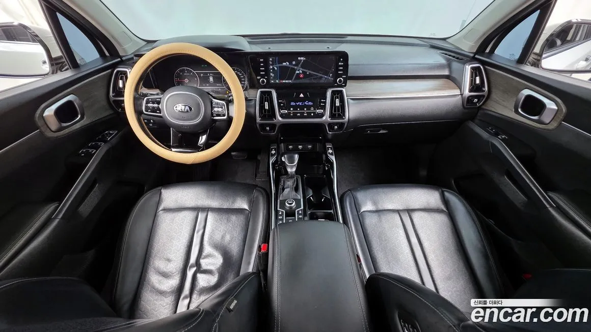 Kia Sorento — фото 6