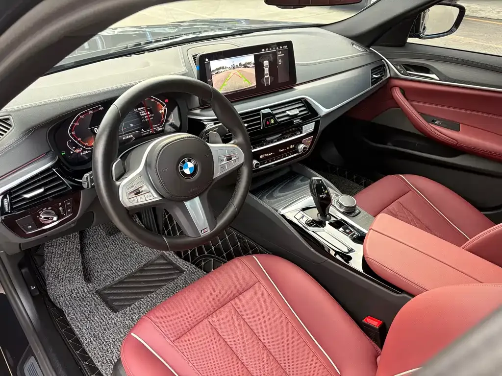 BMW 5 Series — фото 4