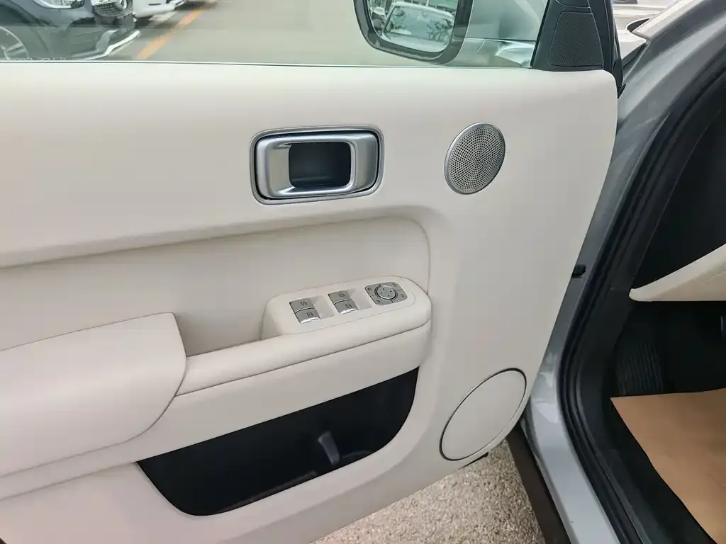 Li Auto L8 2023 из CN, фото 6