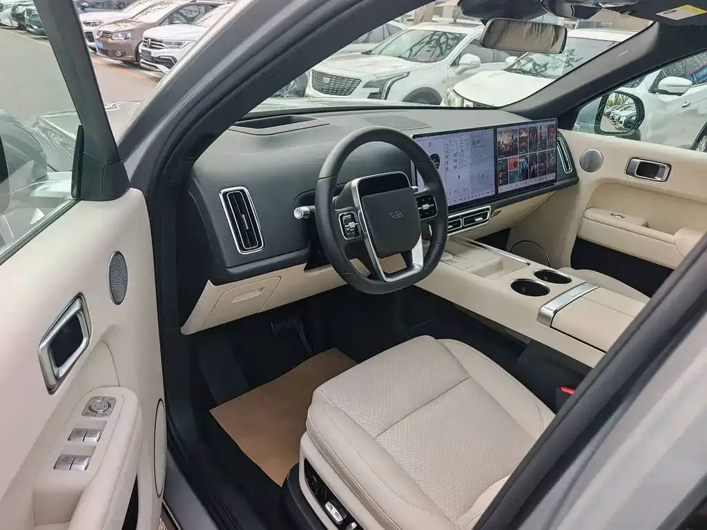 Li Auto L8 2023 из CN, фото 3
