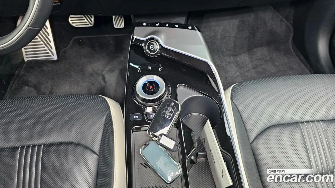 Kia EV6 — фото 9