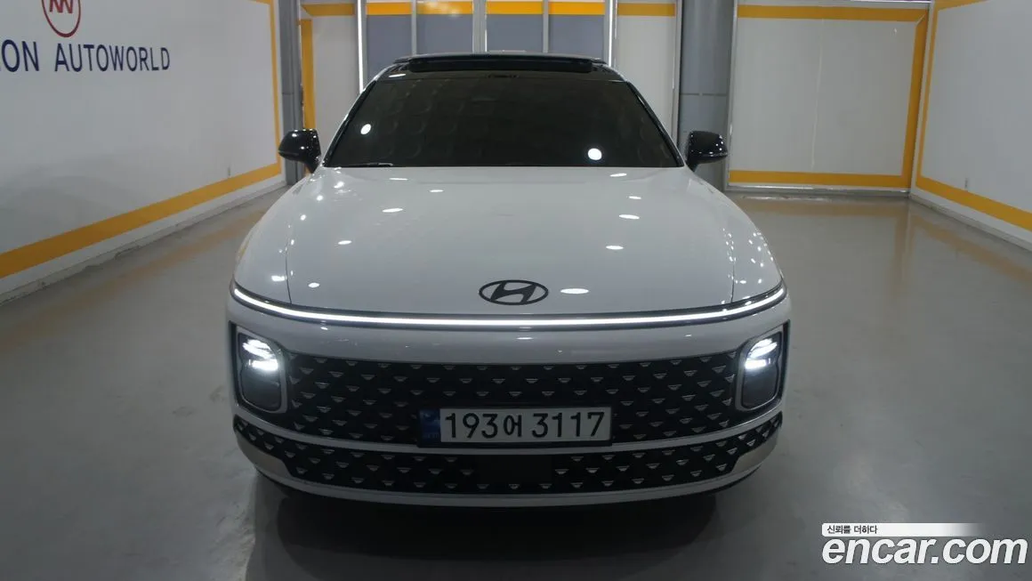 Hyundai Grandeur — фото 1