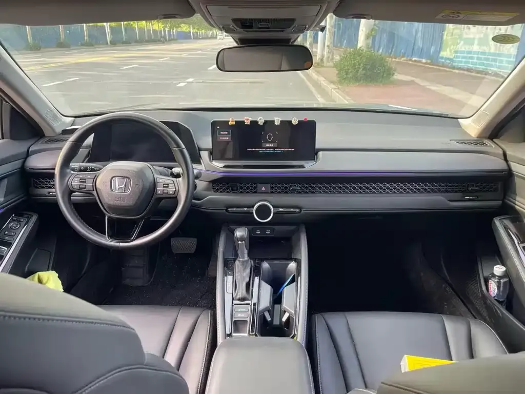 Honda Accord — фото 3