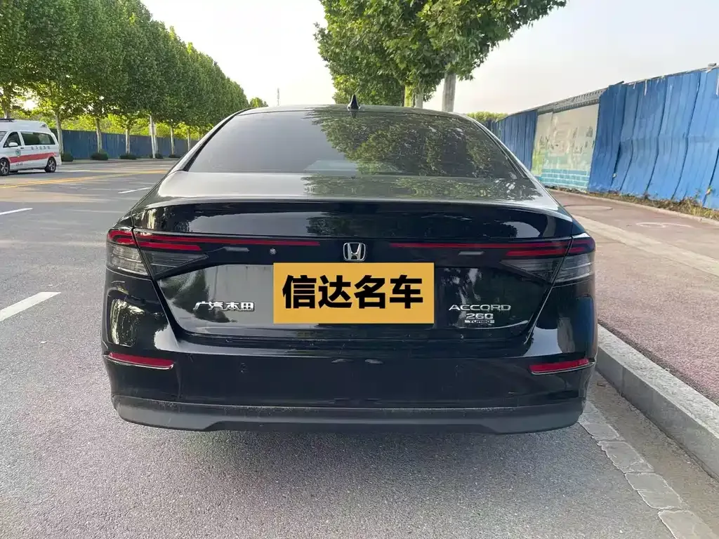 Honda Accord — фото 5