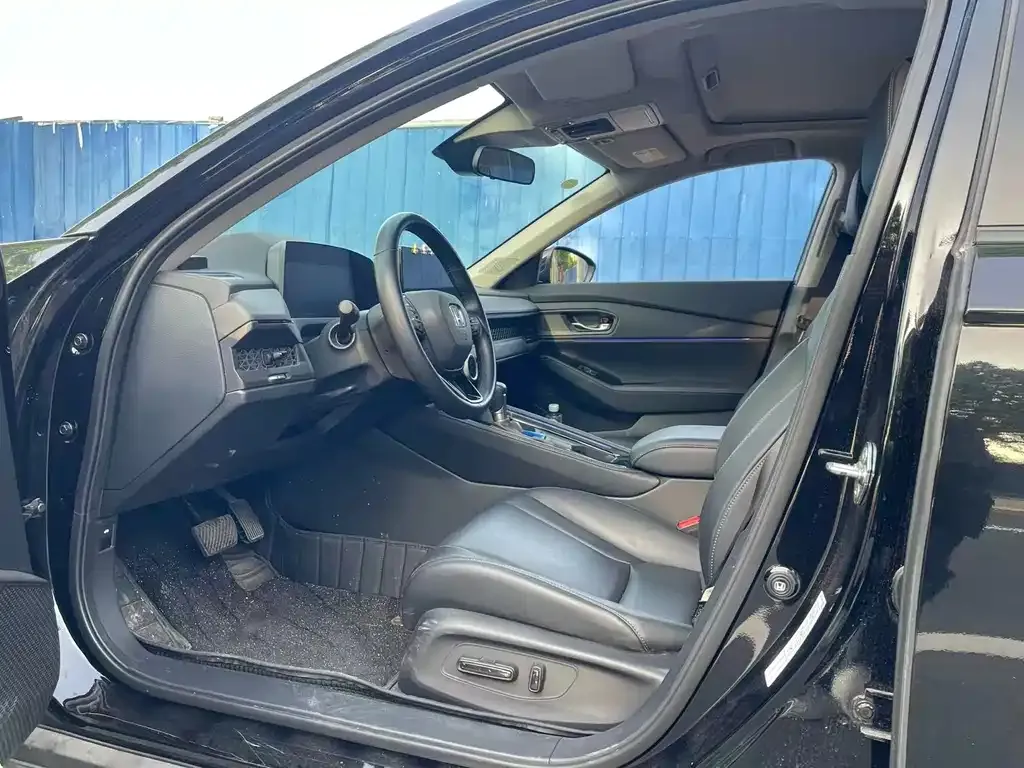 Honda Accord — фото 4