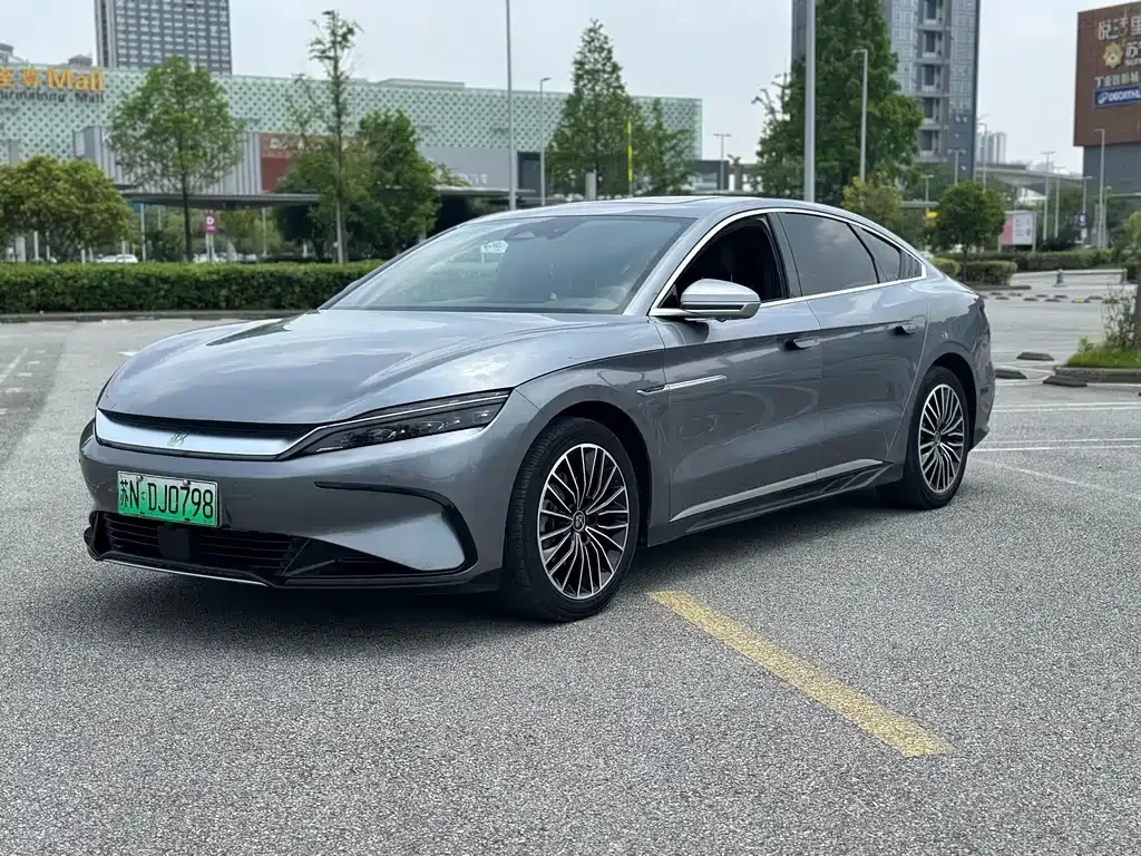 BYD Han — фото 1