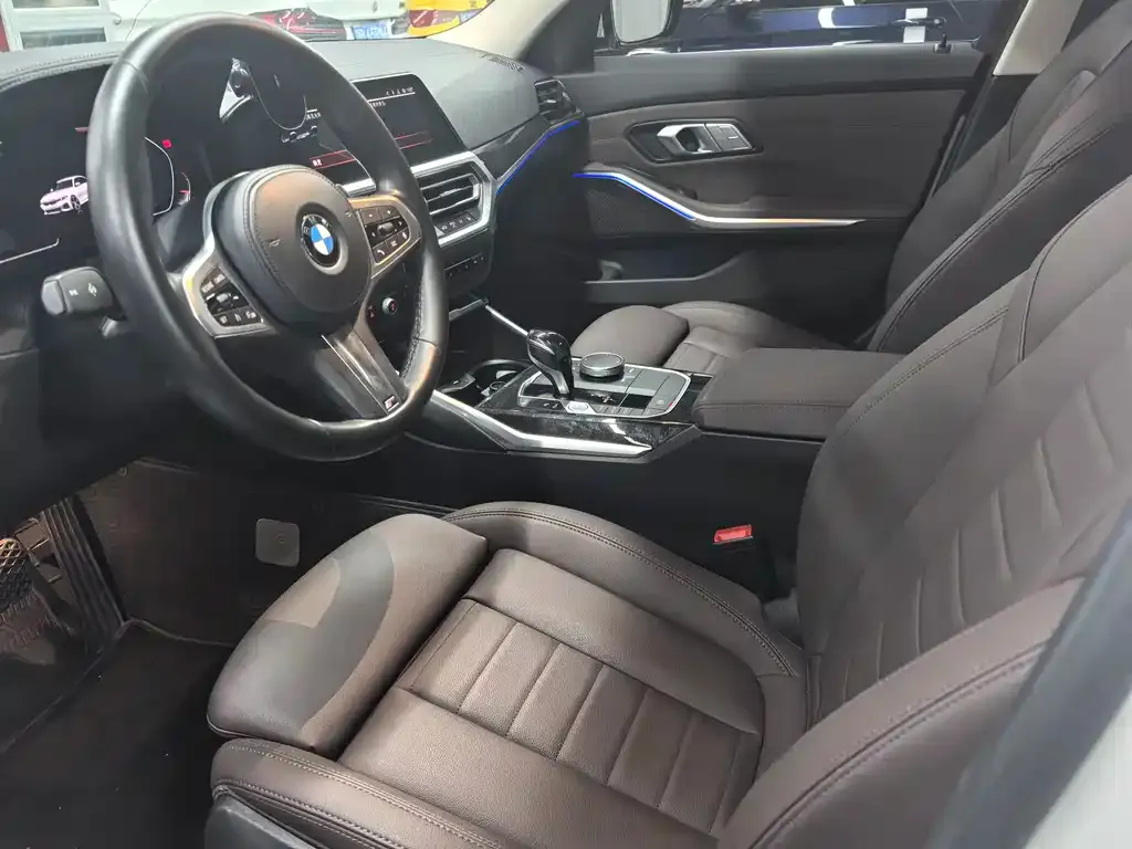 BMW 3 Series 2021 из CN, фото 10