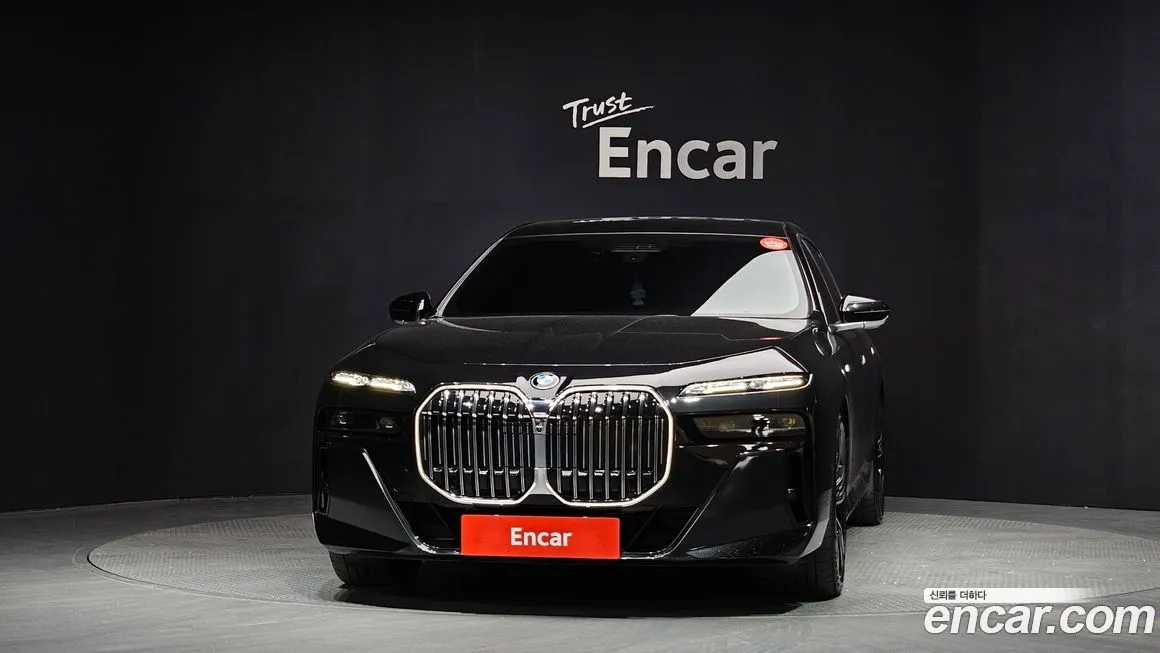 BMW 7-Series 2023 из KR, фото 2