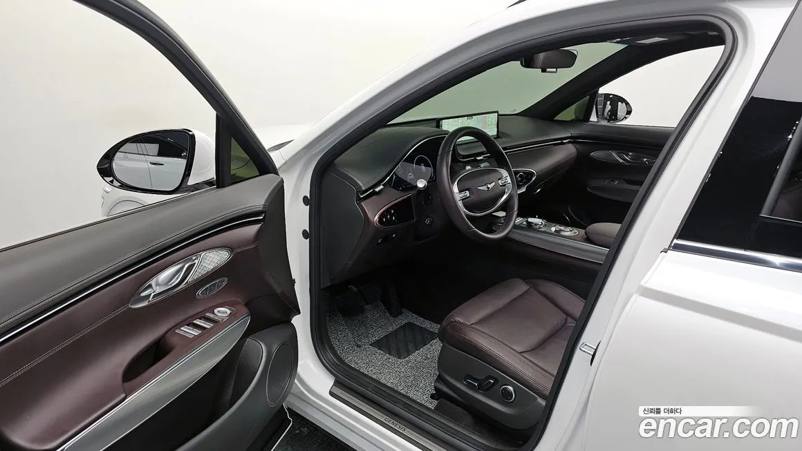 Genesis GV70 2024 из KR, фото 3