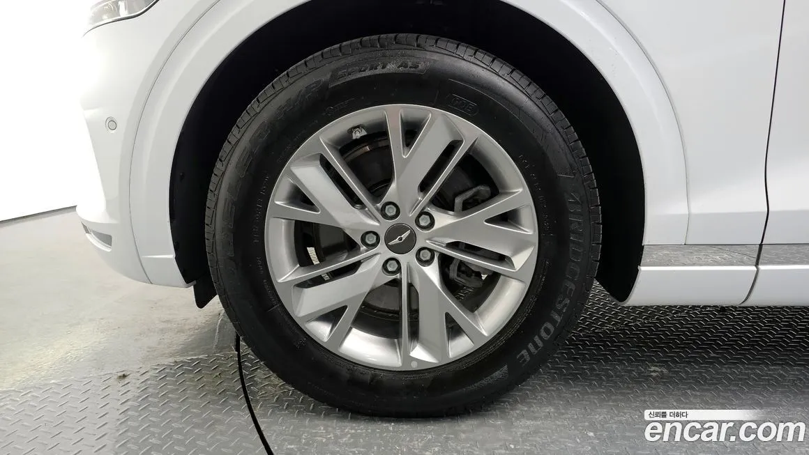 Genesis GV70 2024 из KR, фото 8