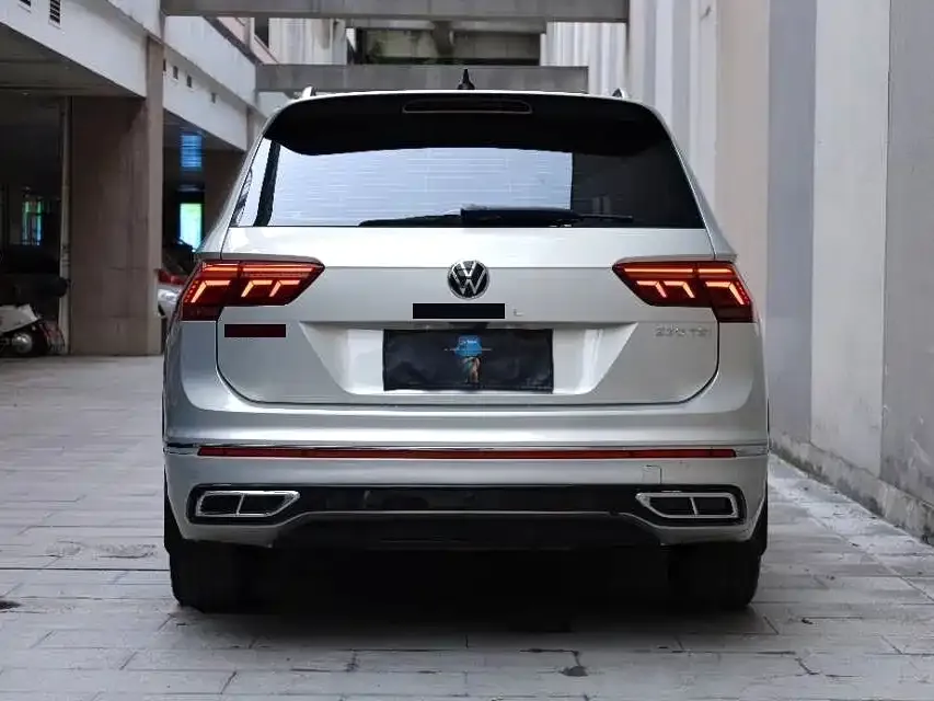 Volkswagen Tiguan L — фото 7
