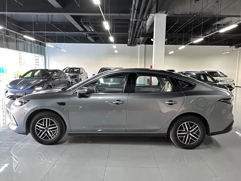 BYD Seal 05 DM-i 2025 из CN, фото 9