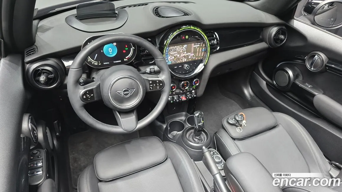 Mini Cooper Convertible 2024 из KR, фото 6