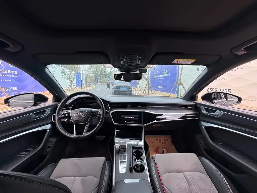 Audi A6L 2023 из CN, фото 2