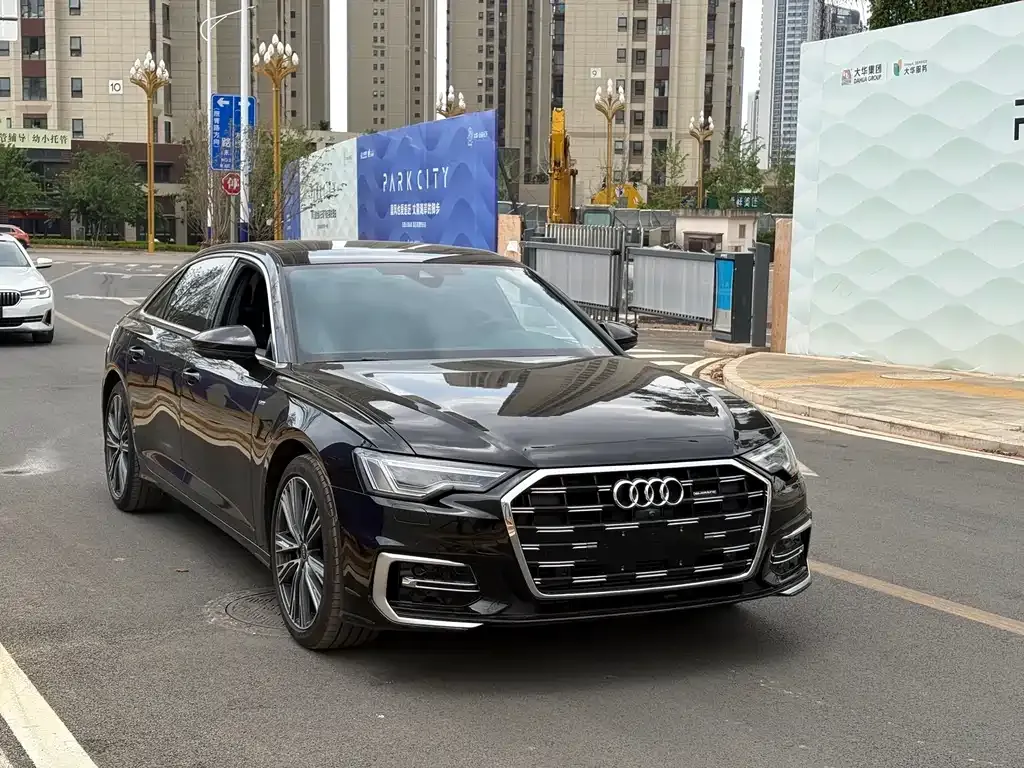 Audi A6L 2023 из CN, фото 10