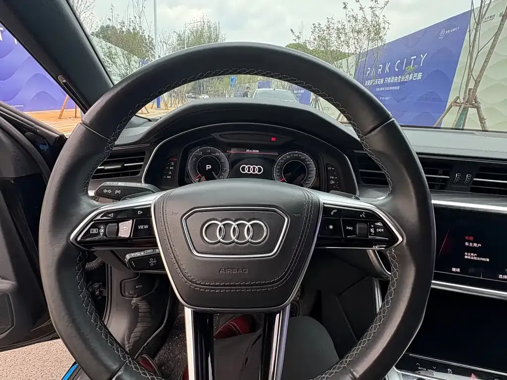 Audi A6L 2023 из CN, фото 9