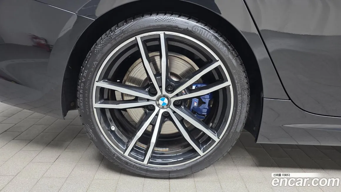 BMW 3-Series 2022 из KR, фото 7