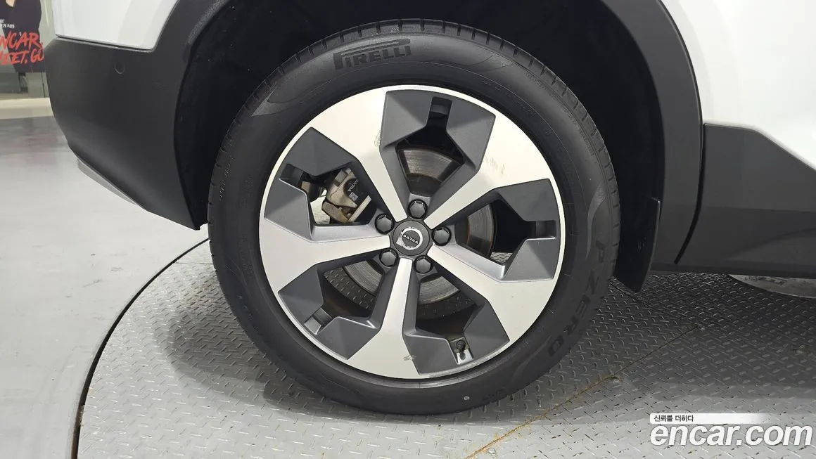 Volvo XC40 2023 из KR, фото 10