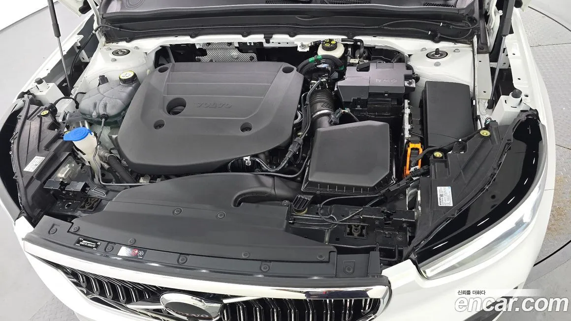 Volvo XC40 2023 из KR, фото 9