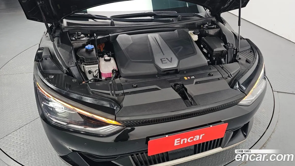 Kia EV6 2023 из KR, фото 9