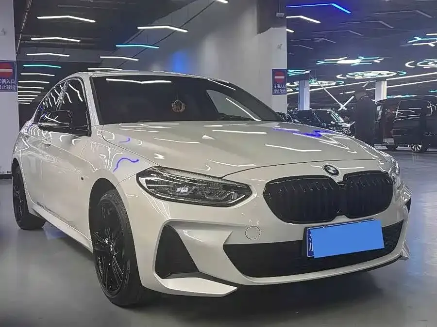 BMW 1 Series 2021 из CN, фото 10