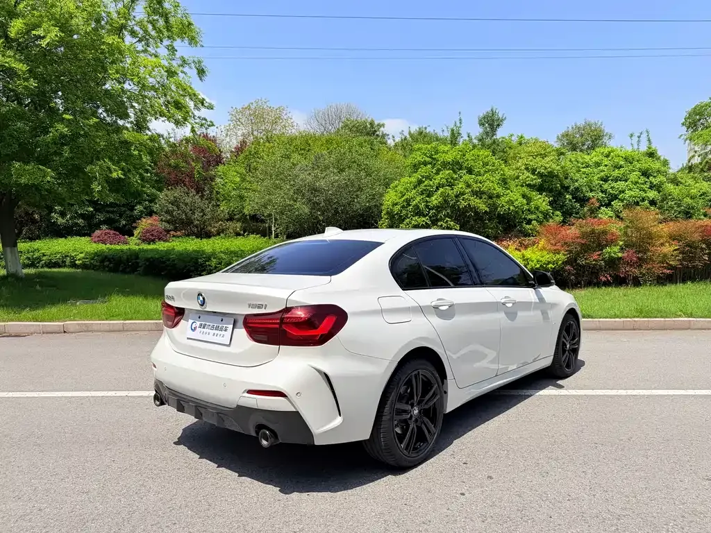 BMW 1 Series — фото 10