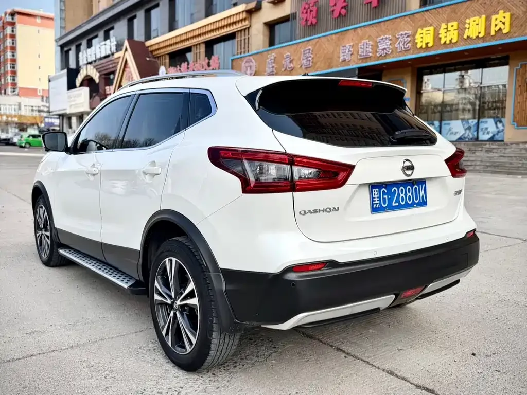Nissan Qashqai — фото 3