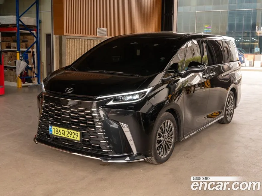 Lexus LM 2025 из KR, фото 6