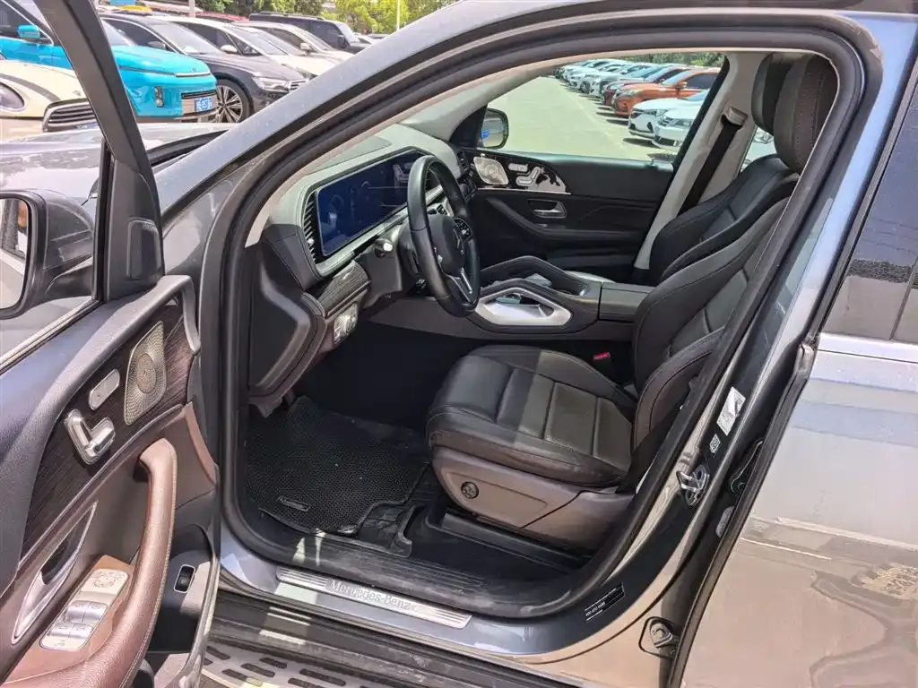 Mercedes-Benz GLE — фото 6