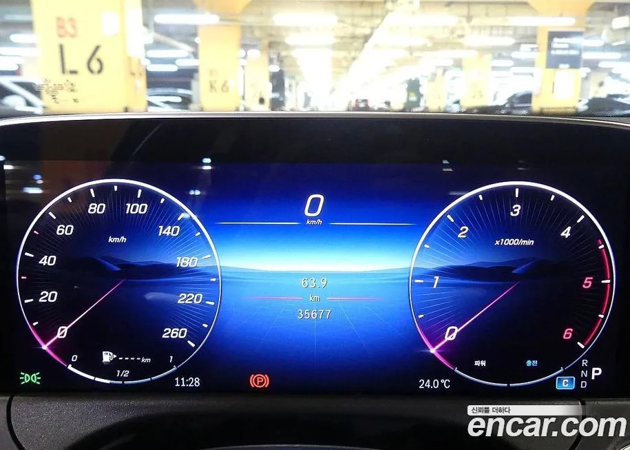 Mercedes-Benz E-Class 2024 из KR, фото 6