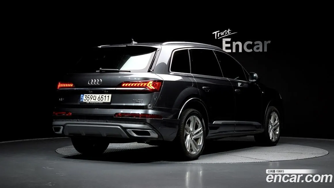 Audi Q7 — фото 2