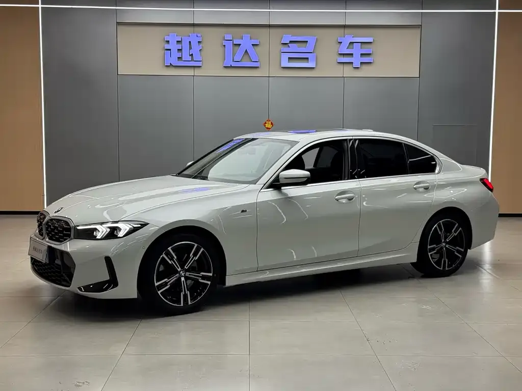 BMW 3 Series 2024 из CN, фото 1